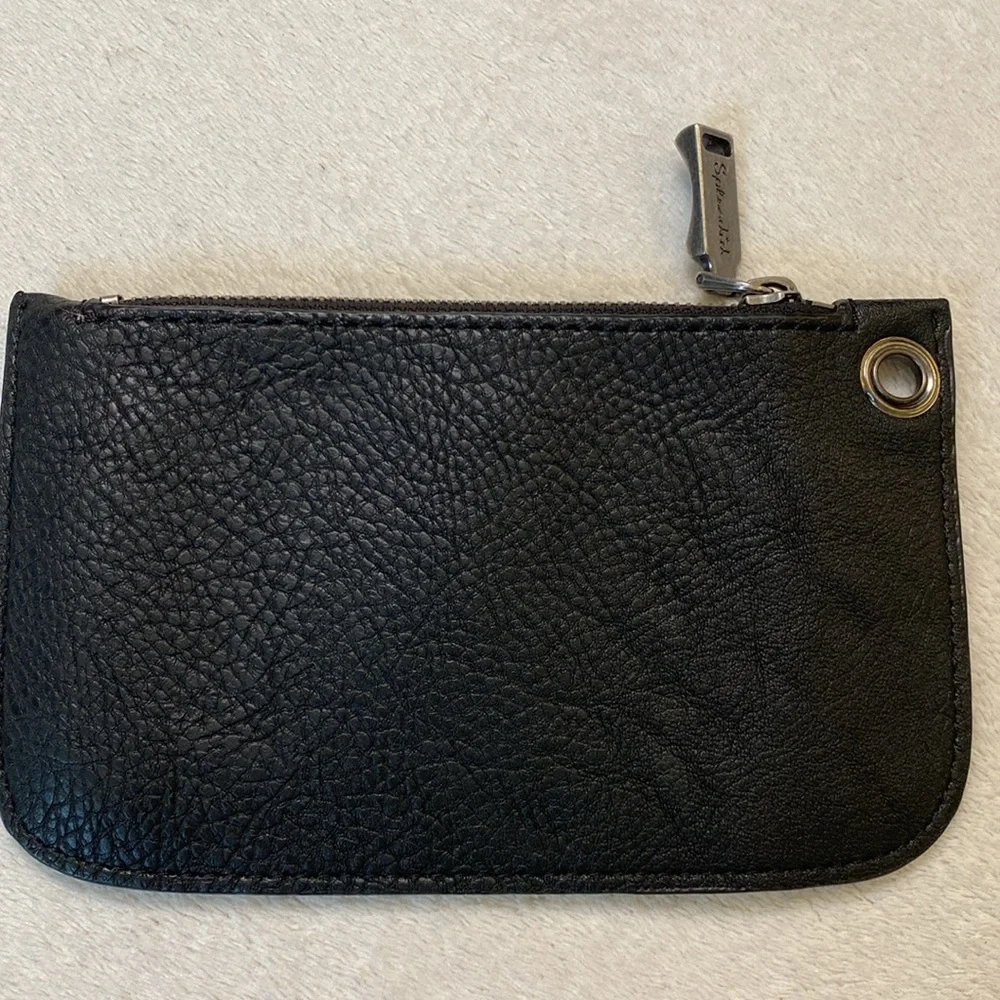Splendid black zippered pebbled leather 7.5 x 4.5 wristlet clutch EUC